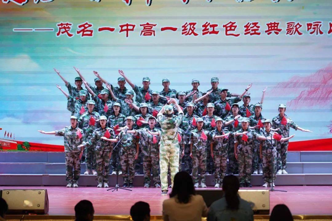 小萝莉泰国度假