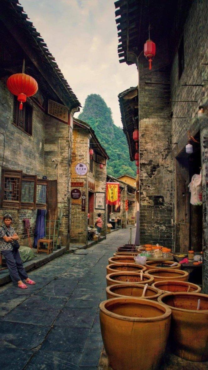 小户型家居空间，需要怎么布局才会显得比较大？